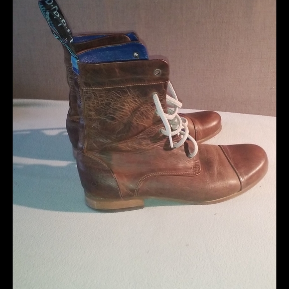 Men's boots